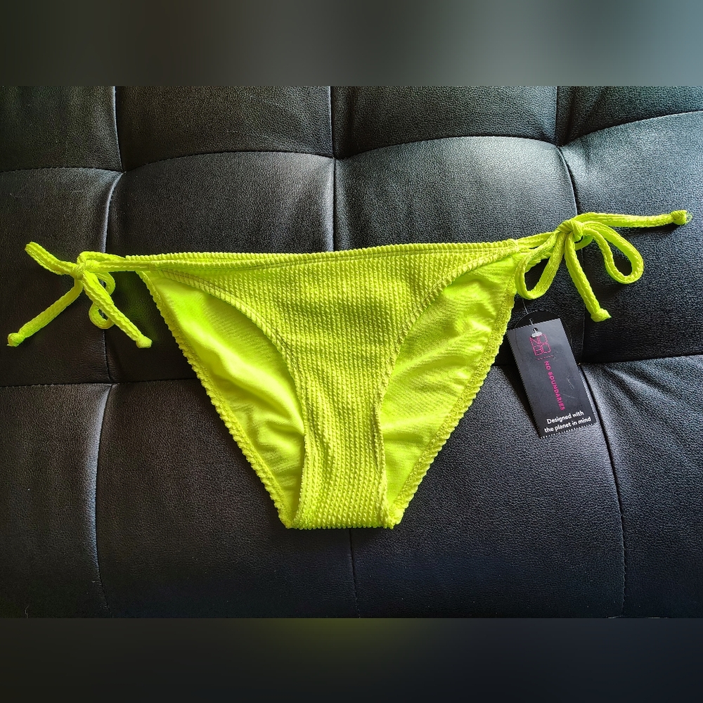No Boundaries Lime Bikini Bottom